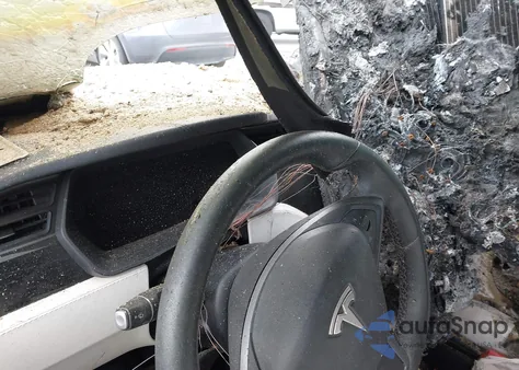 2019 Tesla Model X from USA, damaged, VIN 5YJXCBE23KF183815